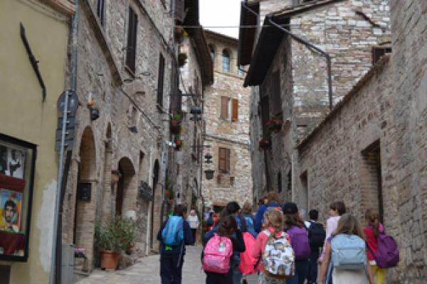 Primaria Orsoline Como Assisi 600x400
